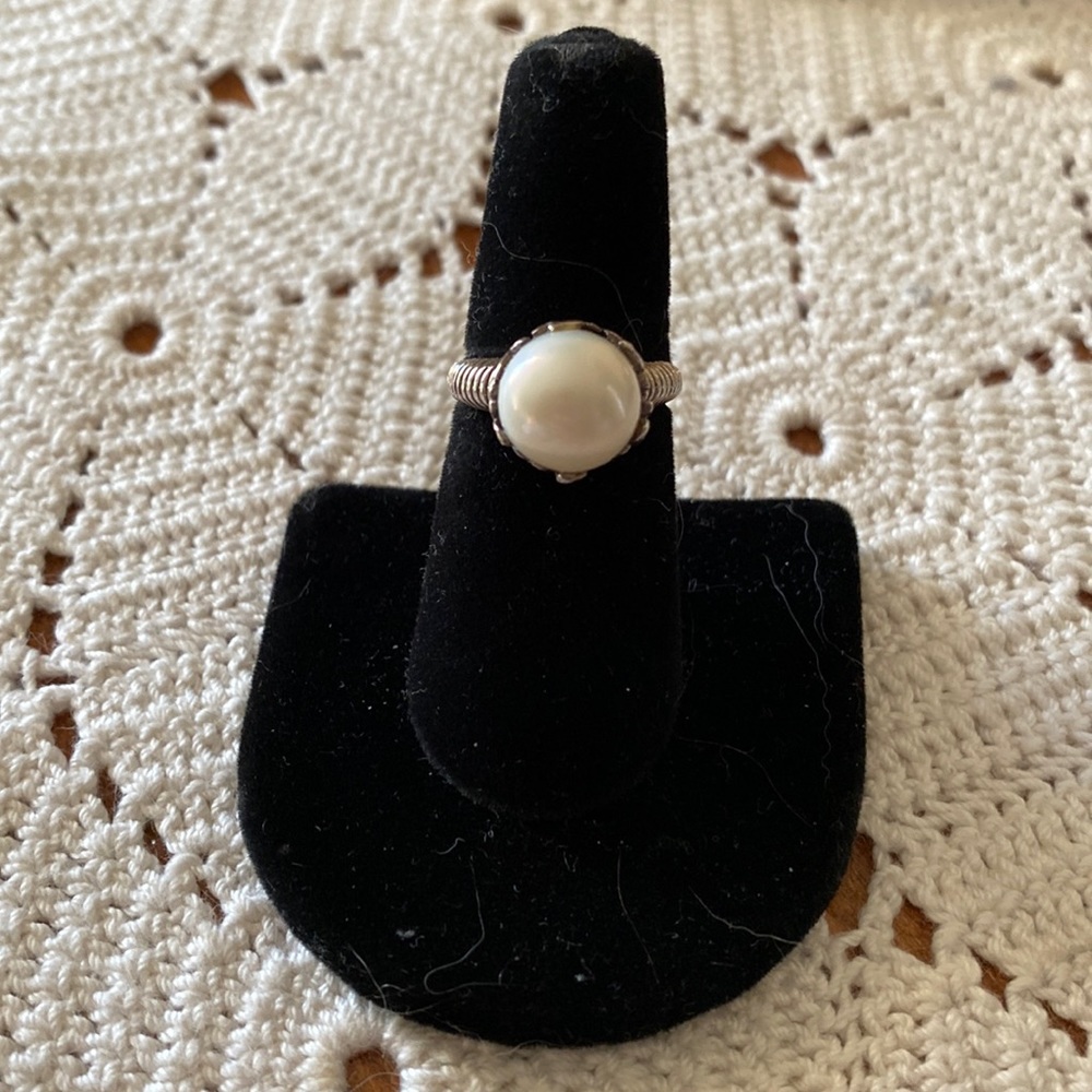 Sterling silver and pearl ring